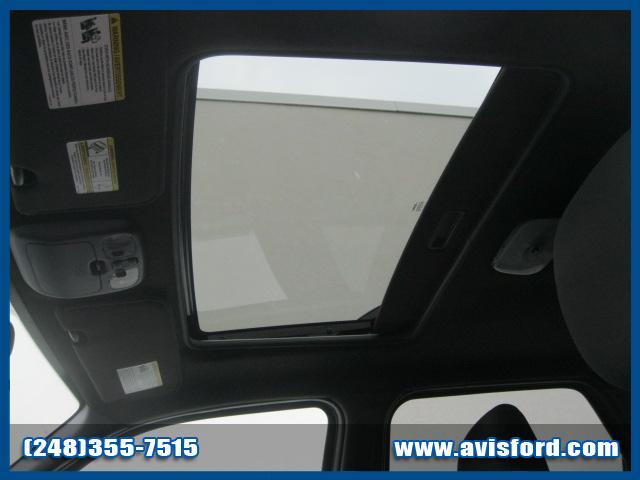 2008 Mercury Mariner XLE AWD Van