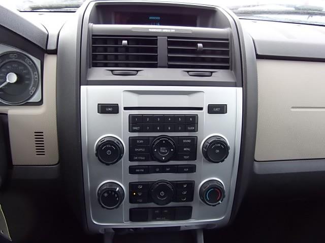 2008 Mercury Mariner Coupe