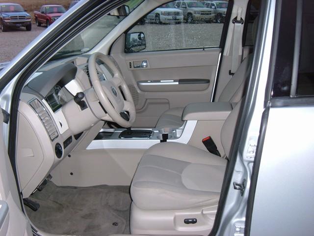 2008 Mercury Mariner Unknown