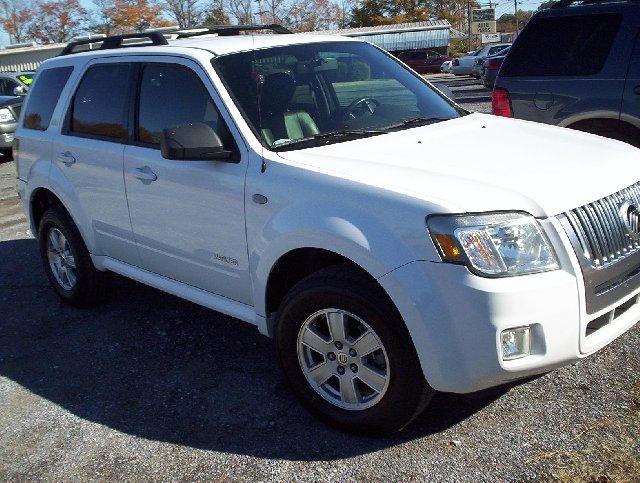2008 Mercury Mariner XLE Van