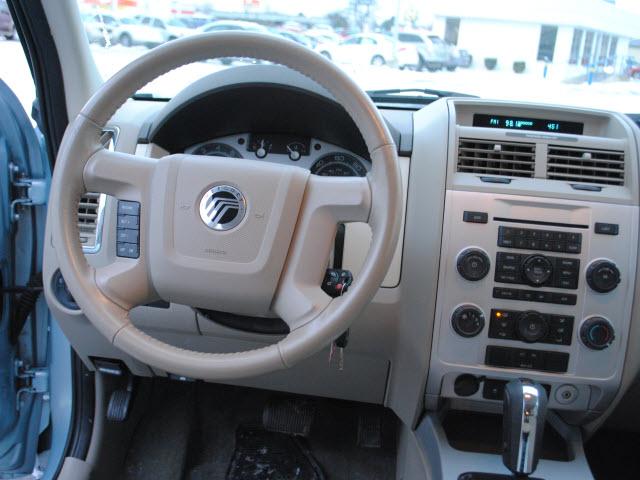 2008 Mercury Mariner Red Line
