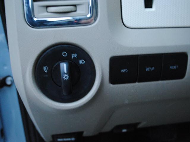 2008 Mercury Mariner Red Line