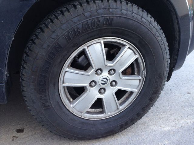 2009 Mercury Mariner XLE AWD Van