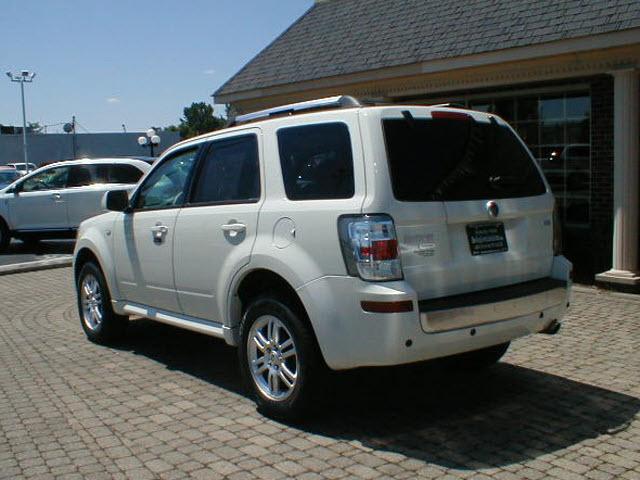 2009 Mercury Mariner XLE AWD Van
