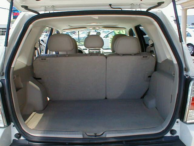 2009 Mercury Mariner XLE AWD Van