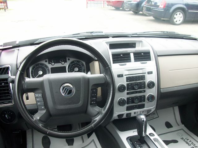 2009 Mercury Mariner XLE AWD Van