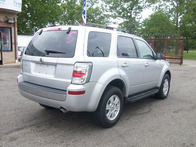 2009 Mercury Mariner XLE AWD Van