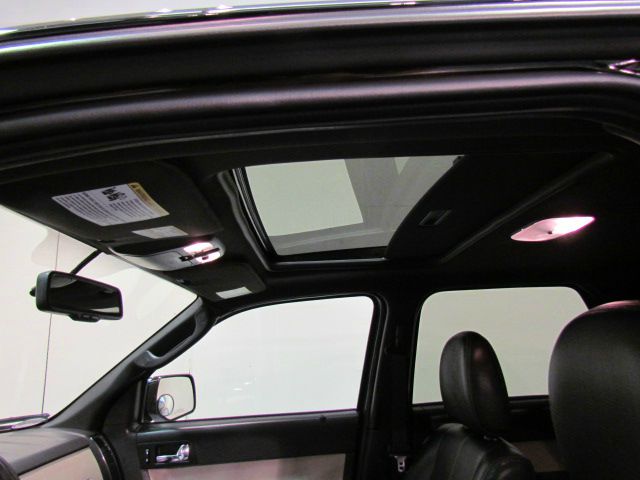 2009 Mercury Mariner 143.5 Truck