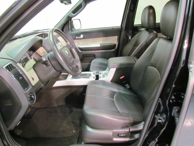 2009 Mercury Mariner 143.5 Truck