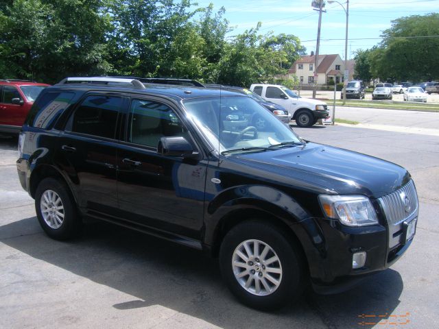 2009 Mercury Mariner 143.5 Truck
