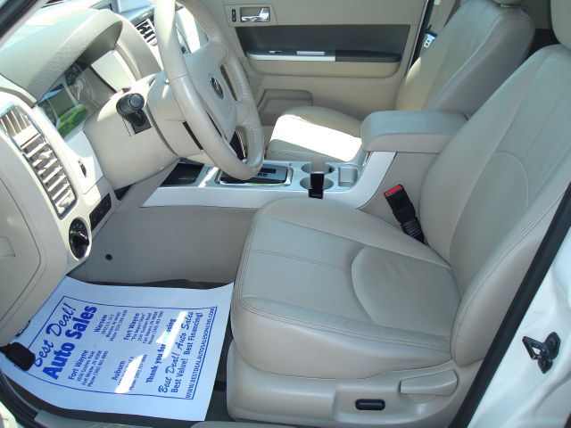 2010 Mercury Mariner XLE AWD Van