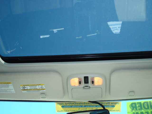 2010 Mercury Mariner XLE AWD Van