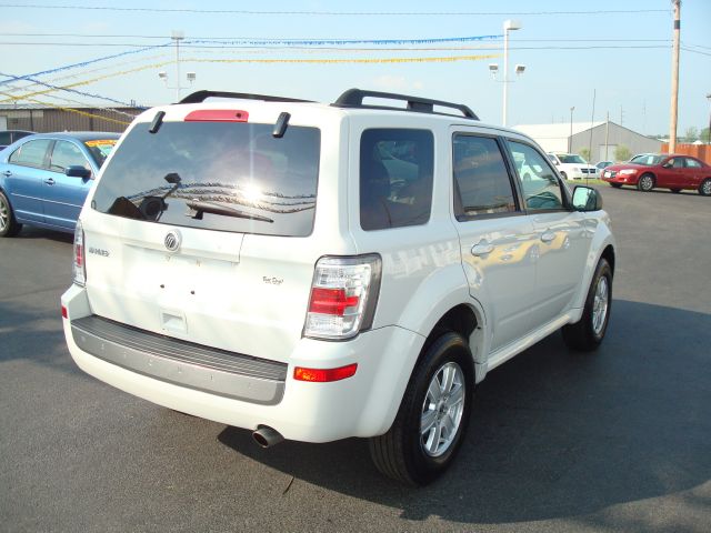 2010 Mercury Mariner XLE AWD Van