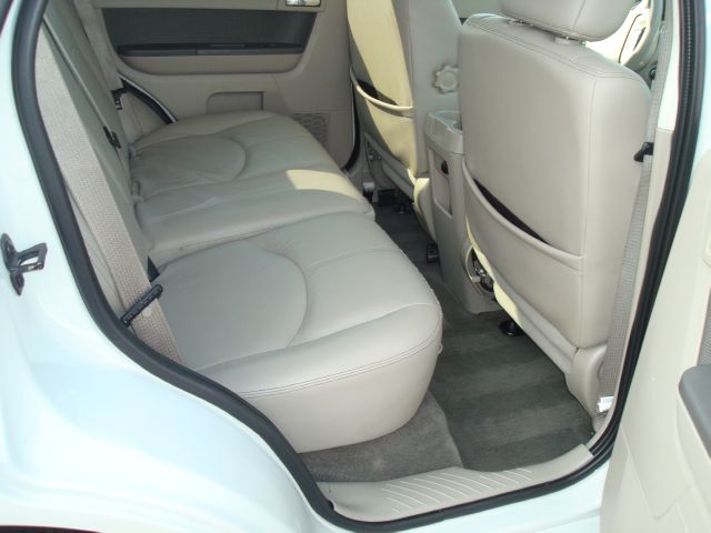 2010 Mercury Mariner XLE AWD Van