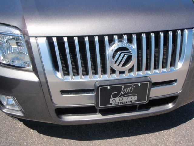 2010 Mercury Mariner 2WD Crewmax 145.7 5.7L SR5