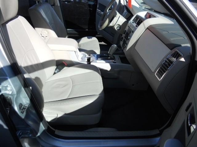 2010 Mercury Mariner CE FWD 7-passenger