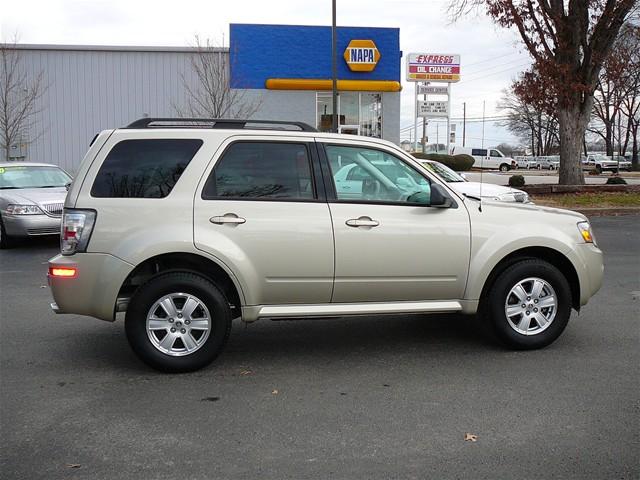 2010 Mercury Mariner Bucket Lift