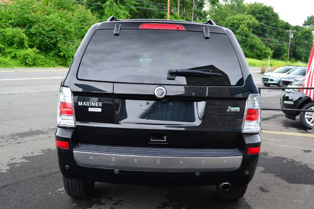 2011 Mercury Mariner 2WD Crewmax 145.7 5.7L SR5