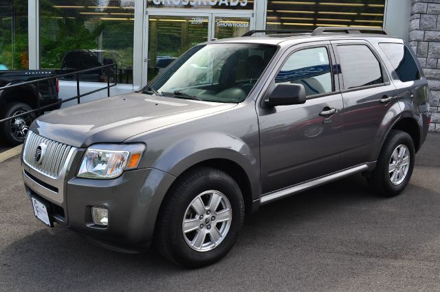 2011 Mercury Mariner 5dr 7-pass Van LE AWD (SE)