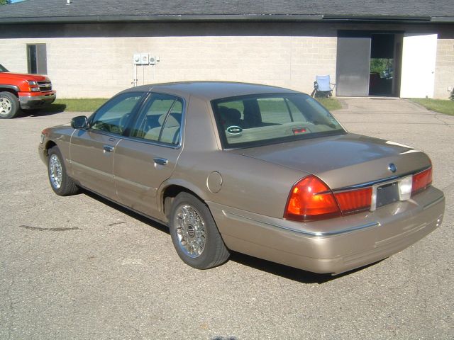 2000 Mercury Marquis XLS