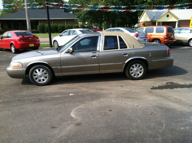 2004 Mercury Marquis Unknown