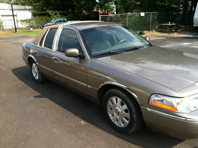 2004 Mercury Marquis Unknown