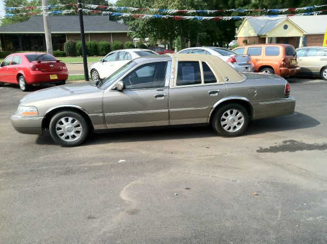 2004 Mercury Marquis Unknown