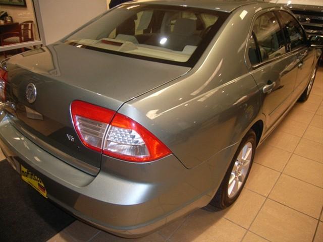 2006 Mercury Milan Red Line