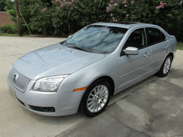 2006 Mercury Milan > 1,695 Down 90 Weekly