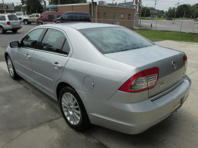 2006 Mercury Milan > 1,695 Down 90 Weekly