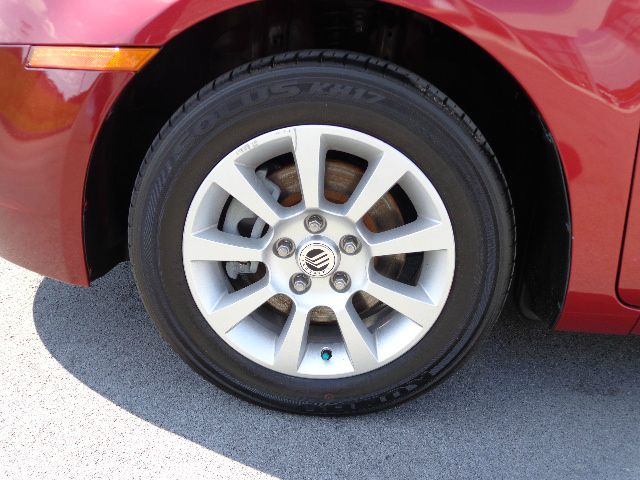 2006 Mercury Milan Red Line