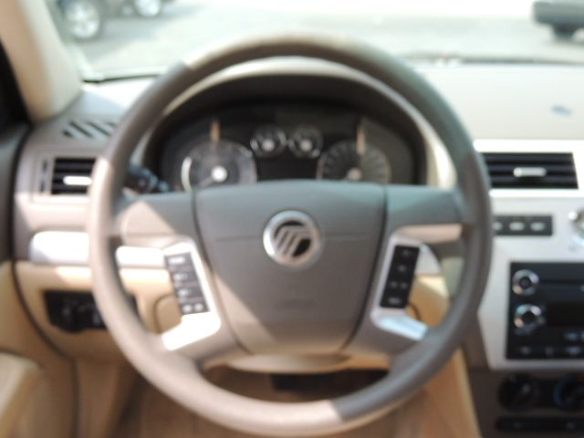 2008 Mercury Milan XLE Van