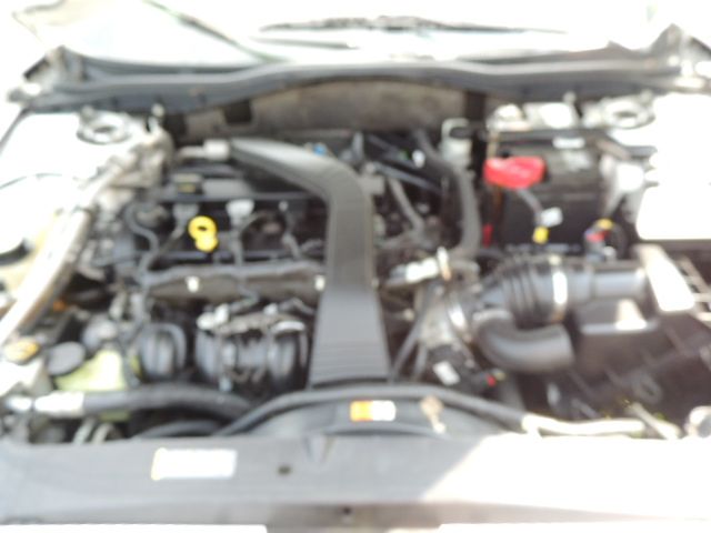 2008 Mercury Milan XLE Van