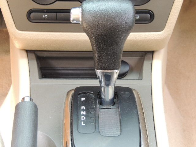 2008 Mercury Milan XLE Van