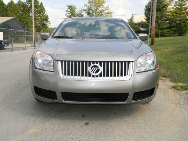 2009 Mercury Milan XLE Van