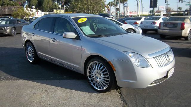 2010 Mercury Milan XLE Van