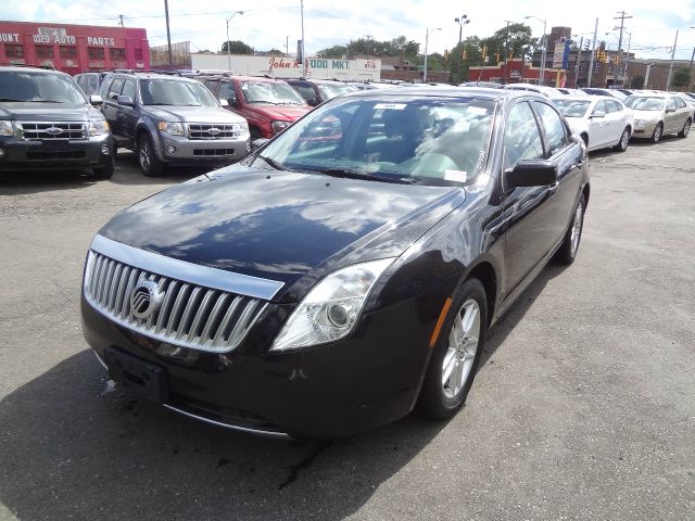 2010 Mercury Milan XLE Van