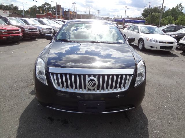 2010 Mercury Milan XLE Van