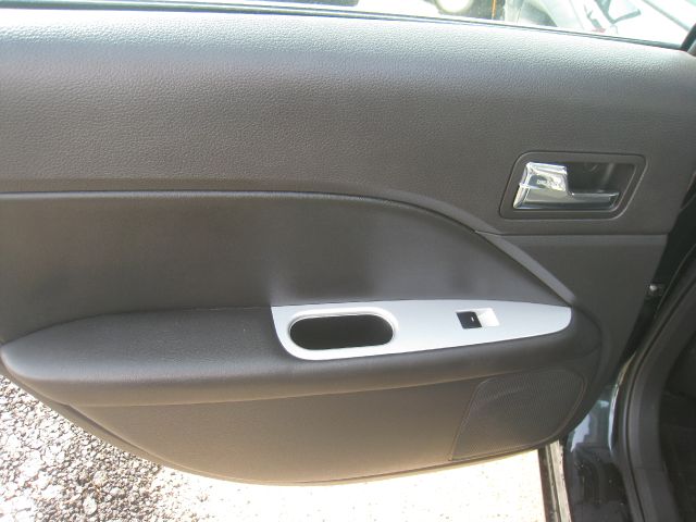 2010 Mercury Milan Silverado Z-71