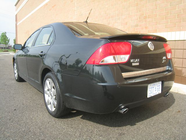 2010 Mercury Milan Silverado Z-71