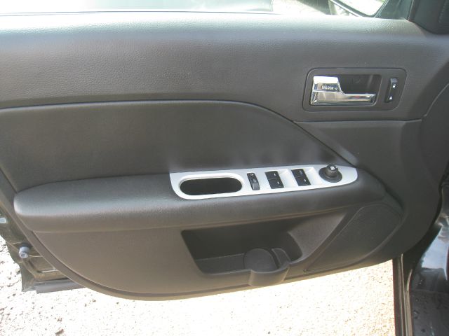 2010 Mercury Milan Silverado Z-71