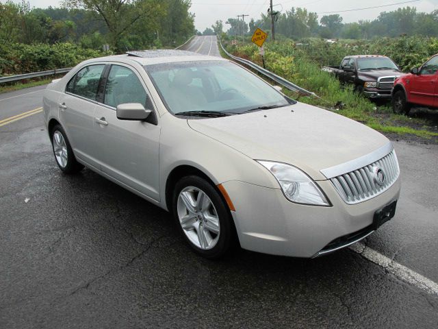 2010 Mercury Milan XLE Van