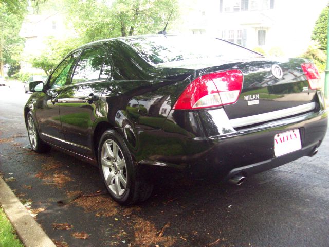 2010 Mercury Milan 4WD Crew Cab LS