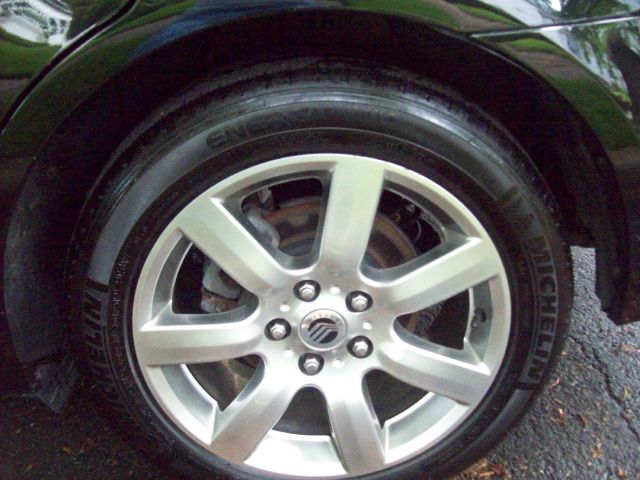 2010 Mercury Milan 4WD Crew Cab LS