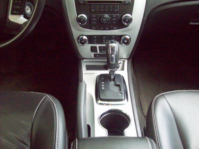 2010 Mercury Milan 4WD Crew Cab LS