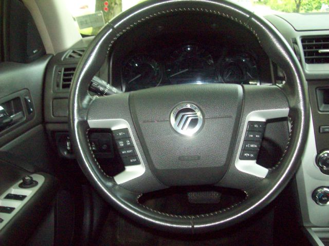 2010 Mercury Milan 4WD Crew Cab LS