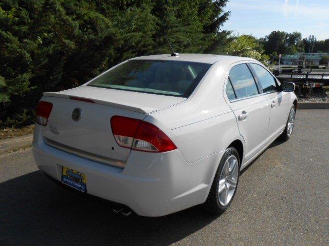 2010 Mercury Milan Unknown