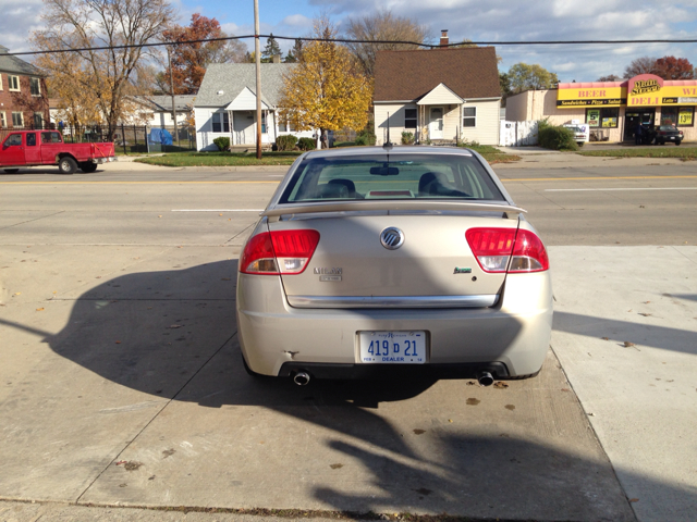 2010 Mercury Milan 4WD Crew Cab LS