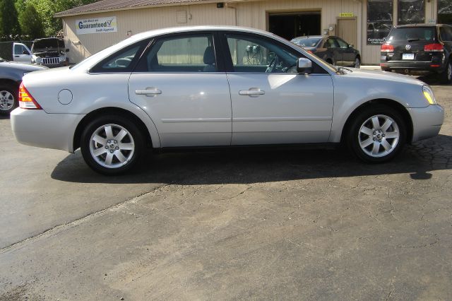 2005 Mercury Montego Coupe