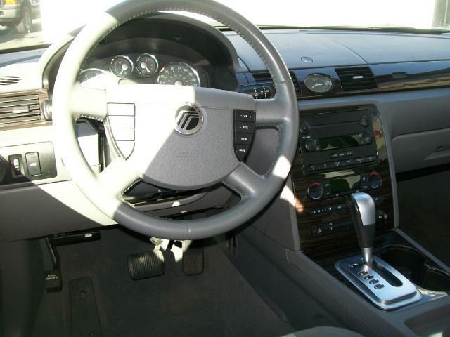 2005 Mercury Montego Coupe